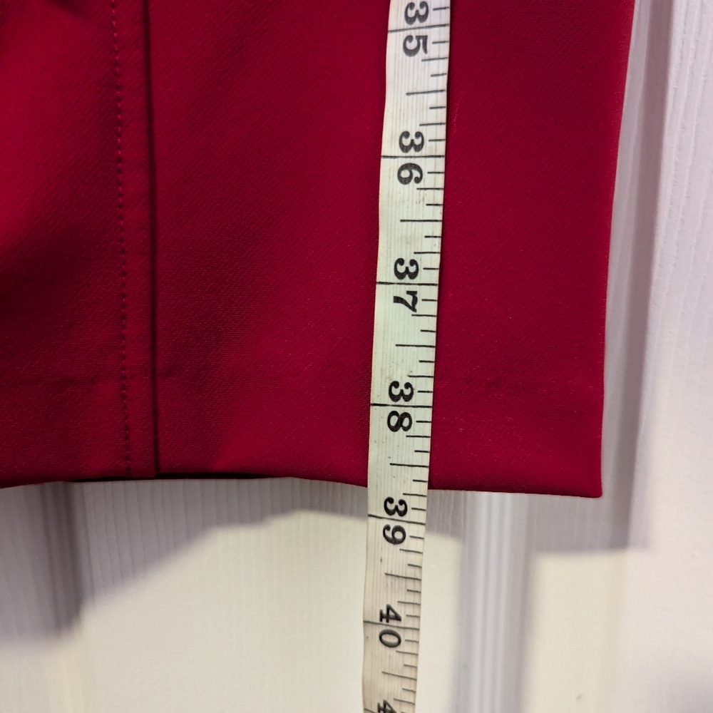 Le Château| NWOT Puffed Sleeve Red Dress - Picture 10 of 10
